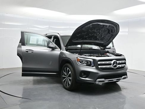 Used 2021 Mercedes-Benz GLB 250 image 36