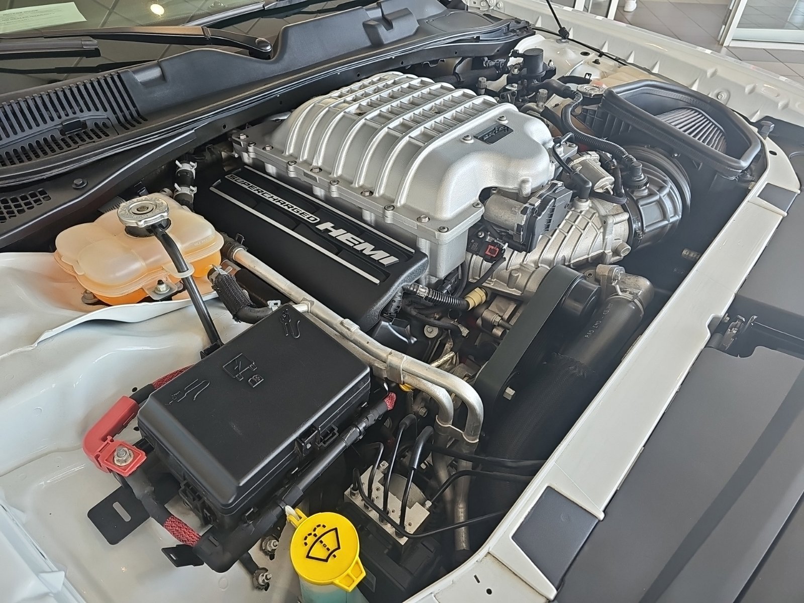 Used 2019 Dodge Challenger SRT Hellcat Redeye RWD image 9