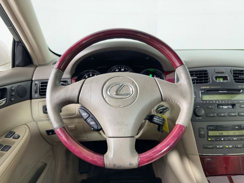 Used 2004 Lexus ES 330 image 15