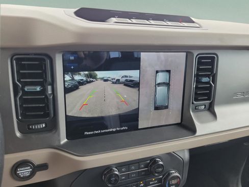 Used 2024 Ford Bronco Wildtrak AWD/4WD image 28