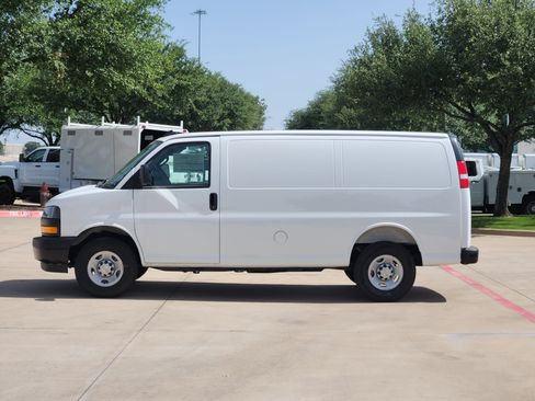 New 2025 Chevrolet Express 2500 w/ Driver Convenience Package image 11
