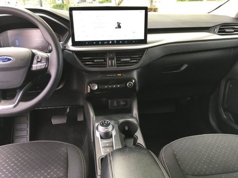 Used 2025 Ford Escape Active w/ Tech Pack #1 AWD/4WD image 23