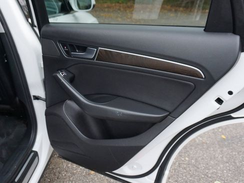 Used 2017 Audi Q5 2.0T Premium Plus w/ Premium Plus Package image 24