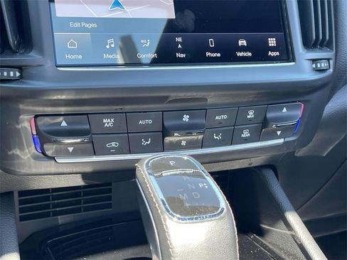 Used 2023 Maserati Levante Modena image 28