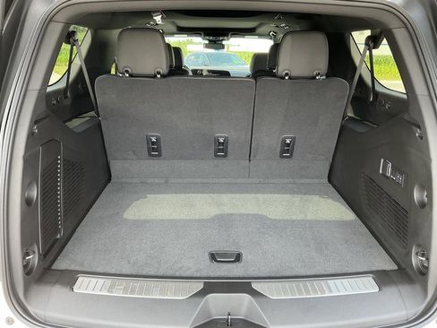 New 2025 Chevrolet Suburban Premier w/ Sun And Tow Package image 13