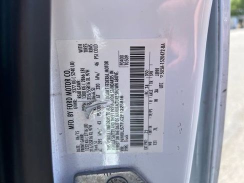 Used 2015 Ford Transit Connect XLT FWD image 11