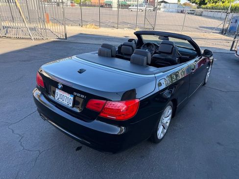 Used 2012 BMW 328i Convertible RWD image 19