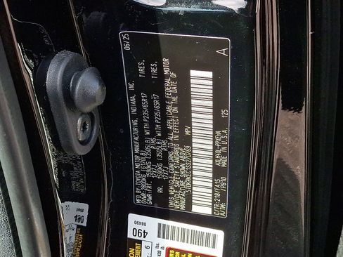 Used 2025 Toyota Sienna LE image 26