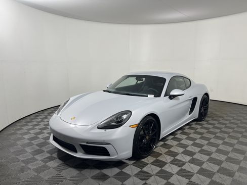 Certified 2024 Porsche 718 Cayman RWD image 11
