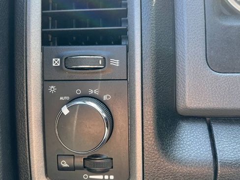 Used 2016 RAM 1500 Tradesman w/ Power & Remote Entry Group AWD/4WD image 16