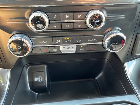 Used 2022 Ford F150 XLT w/ Equipment Group 302A High image 21