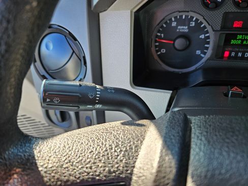 Used 2008 Ford F350 XL RWD image 20