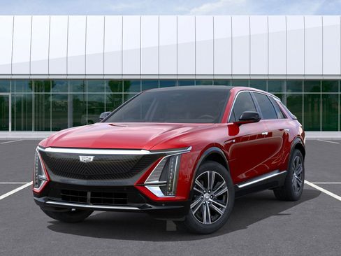 New 2026 Cadillac Lyriq Luxury image 6