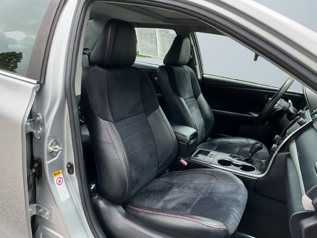 Used 2017 Toyota Camry XSE w/ Moonroof Package FWD image 16