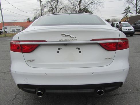 Used 2016 Jaguar XF R-Sport image 9