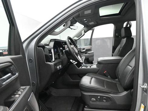Used 2026 GMC Sierra 3500 Denali w/ Denali Reserve Package AWD/4WD image 7