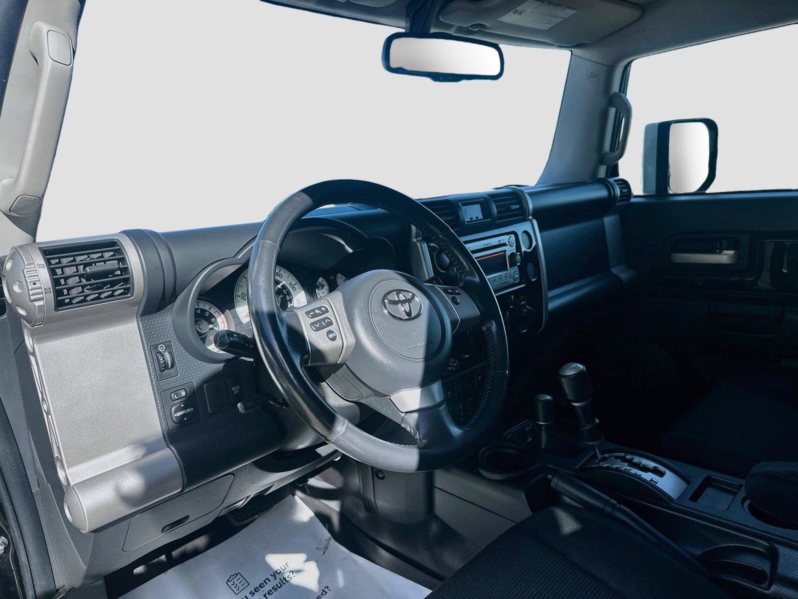 Used 2012 Toyota FJ Cruiser 4WD w/ Upgrade Pkg image 21