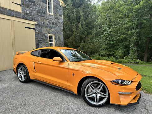 Used 2019 Ford Mustang Coupe w/ Ecoboost Performance Package RWD image 94
