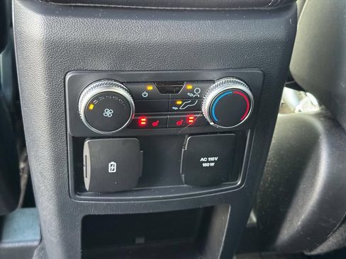 Used 2020 Ford Explorer Limited AWD/4WD image 14