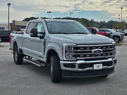 New 2026 Ford F250 Lariat w/ FX4 Off-Road Package