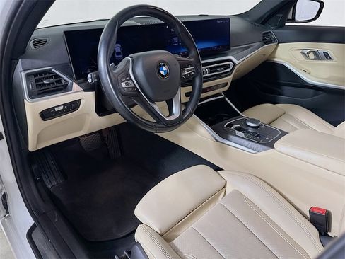 Used 2023 BMW 330i 330i w/ Driving Assistance Package image 7