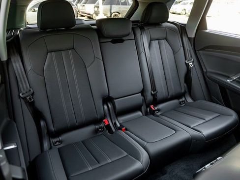 New 2025 Audi Q5 Premium Plus image 23