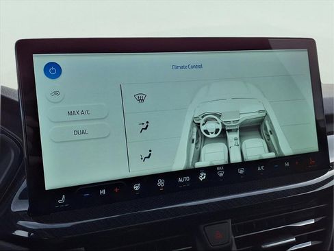 New 2025 Ford Escape ST-Line w/ Tech Pack #1 image 9