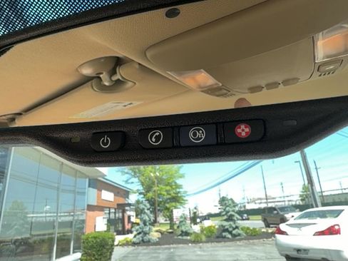 Used 2011 Buick Lucerne CXL FWD image 10