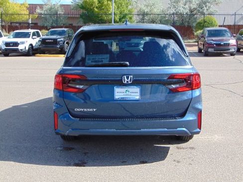 New 2026 Honda Odyssey EX-L image 5