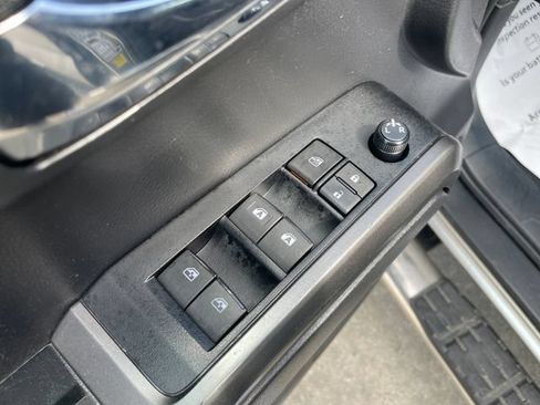 Used 2023 Toyota Tacoma TRD Sport w/ TRD Premium Sport Package AWD/4WD image 12