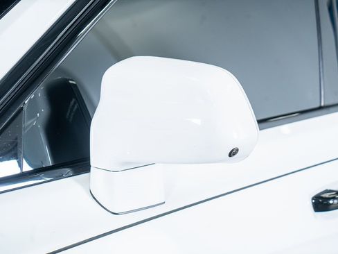 Used 2023 Rolls-Royce Phantom Sedan image 31