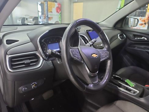 Used 2019 Chevrolet Equinox LT image 8
