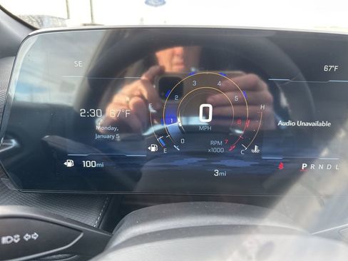 New 2026 Chevrolet Equinox LT w/ Convenience Package II image 11