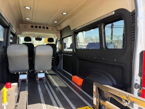 Used 2023 RAM ProMaster 2500 FWD image 31