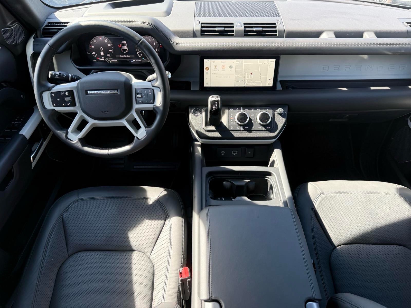 Used 2024 Land Rover Defender 110 S AWD/4WD image 18