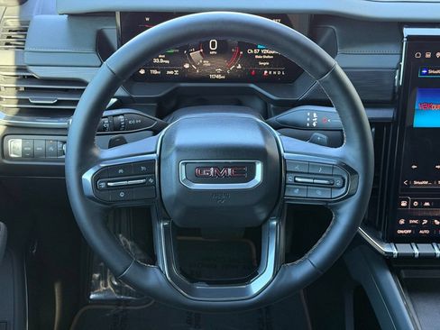 Used 2024 GMC Acadia AT4 w/ Luxury Package AWD/4WD image 16