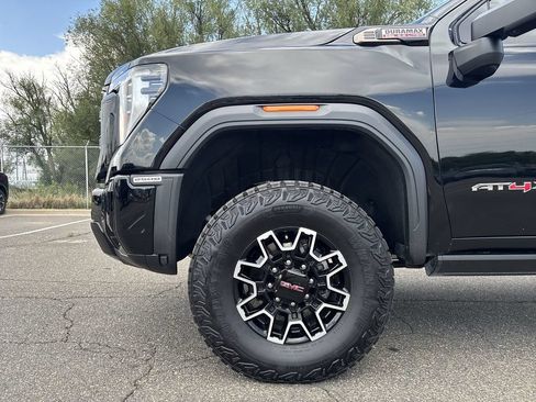 Used 2026 GMC Sierra 2500 AT4X w/ Snow Plow Prep/Camper Package AWD/4WD image 38
