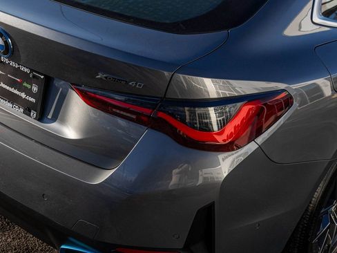 Used 2024 BMW i4 xDrive40i image 39