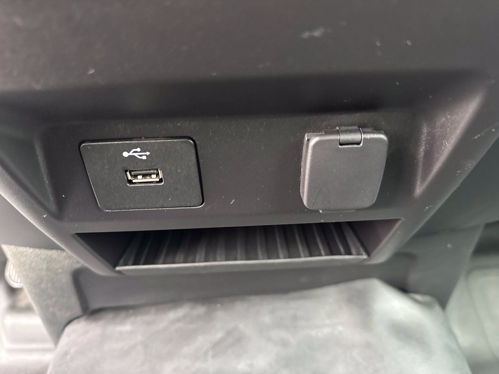Used 2019 Ford F150 XL w/ Equipment Group 101A Mid AWD/4WD image 24