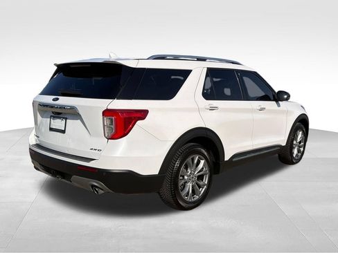 Used 2022 Ford Explorer Limited w/ Equipment Group 301A AWD/4WD image 10