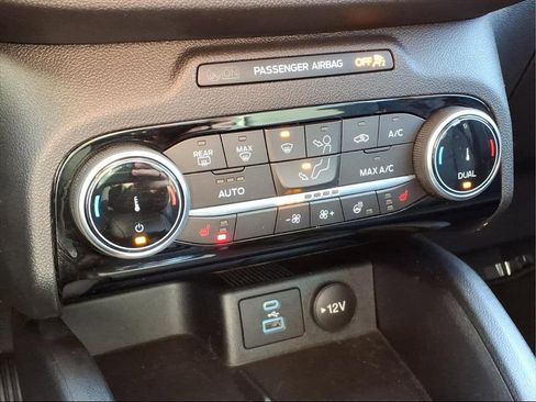 Used 2022 Ford Escape SEL w/ Technology Package image 7