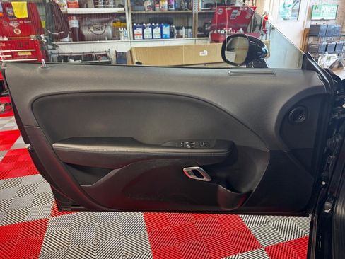 Used 2019 Dodge Challenger SXT RWD image 12