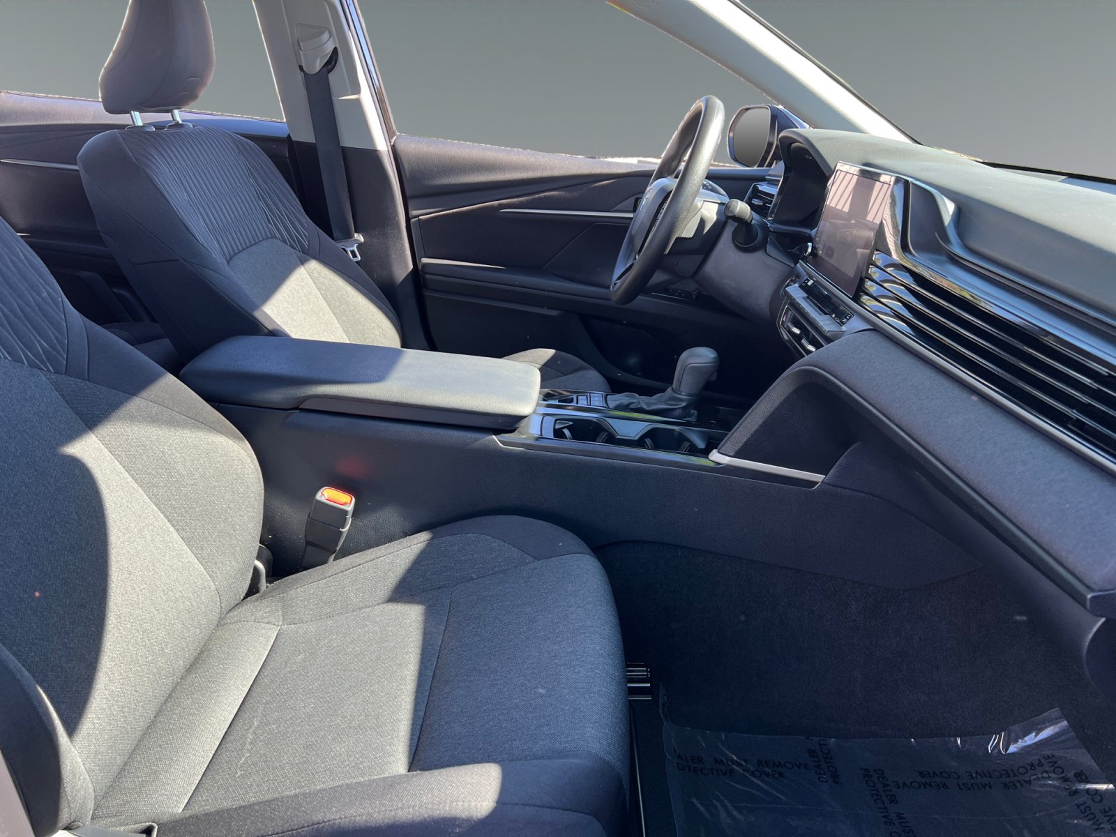 Used 2026 Toyota Camry LE FWD image 15
