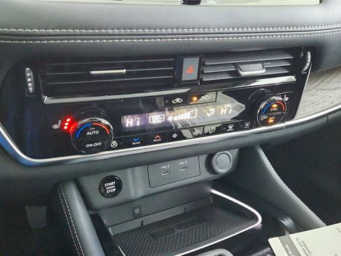 New 2026 Nissan Rogue Platinum w/ Platinum Premium Package image 42