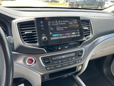 Used 2019 Honda Pilot EX-L image 17