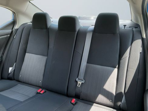 Used 2024 Nissan Sentra SV FWD image 14