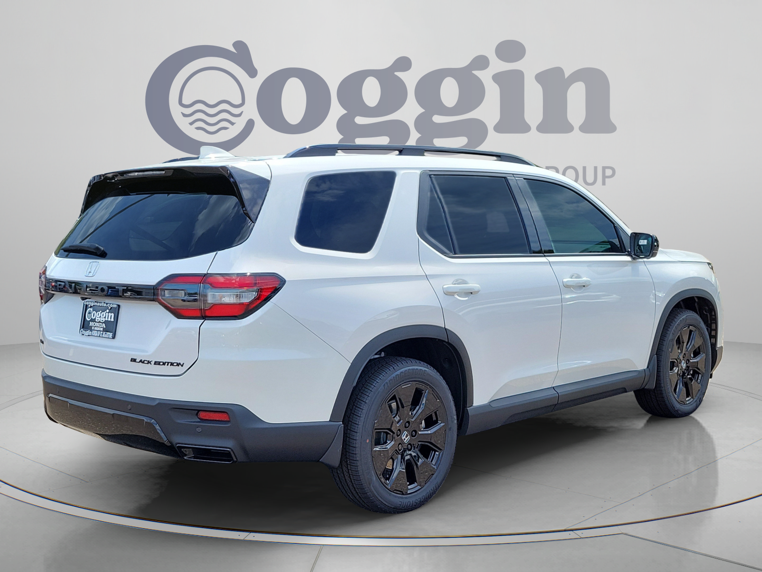 New 2026 Honda Pilot Black Edition image 5