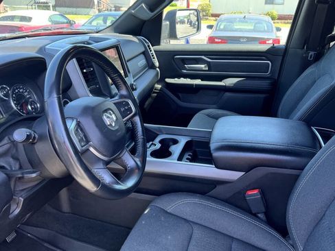 Used 2021 RAM 1500 Big Horn AWD/4WD image 3