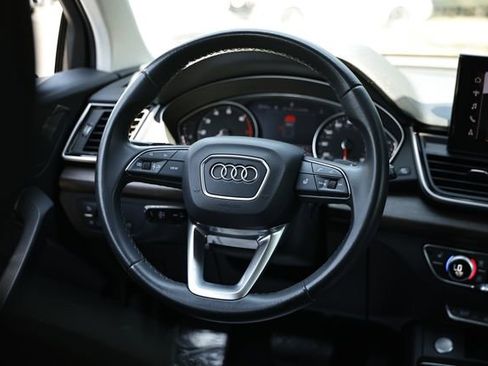 Used 2025 Audi Q5 2.0T Premium AWD/4WD image 26