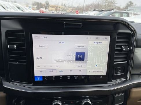 New 2026 Ford F250 Lariat w/ Black Appearance Package image 17